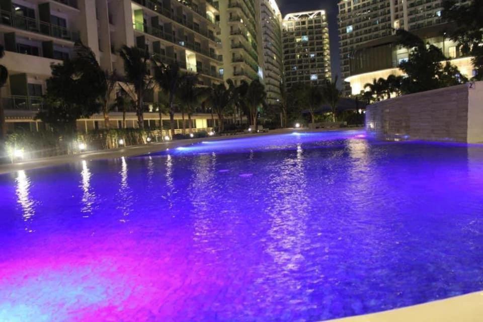 Azure Urban Resort A3 Near Airport Mall With Balcony Wavepool Manila Exterior photo