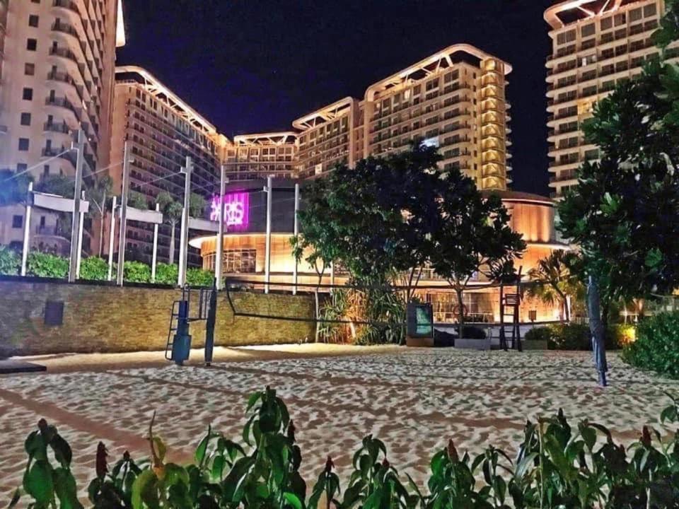 Azure Urban Resort A3 Near Airport Mall With Balcony Wavepool Manila Exterior photo