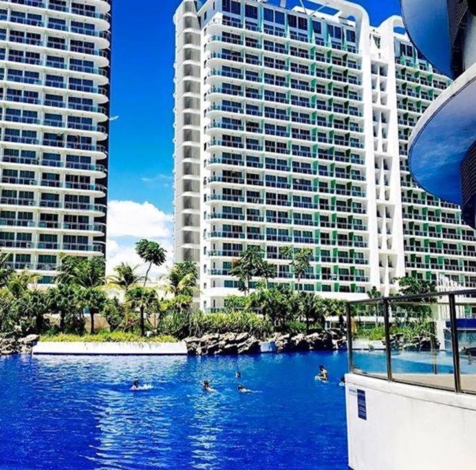 Azure Urban Resort A3 Near Airport Mall With Balcony Wavepool Manila Exterior photo