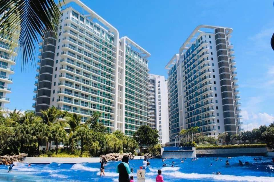 Azure Urban Resort A3 Near Airport Mall With Balcony Wavepool Manila Exterior photo